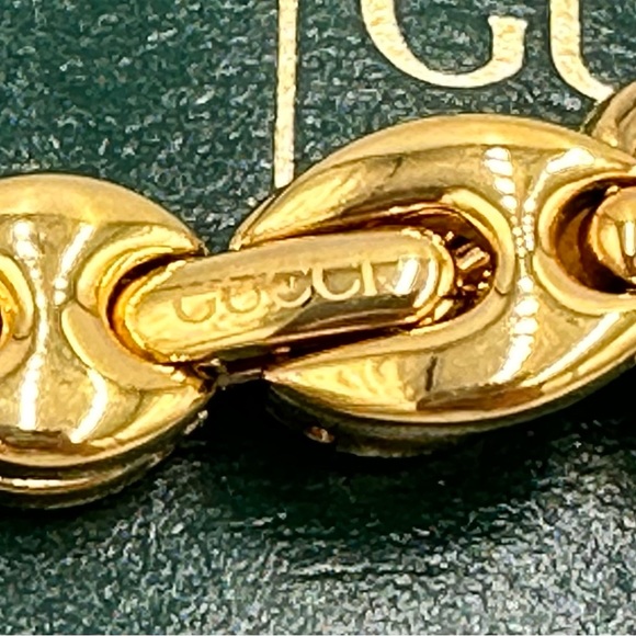 GUCCI 1800L WITH
INTERCHANGEABLE STRAPS - Picture 9 of 12